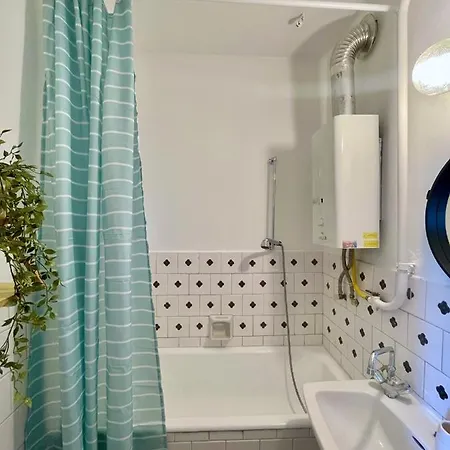 شقة Nosztalgia Apartman