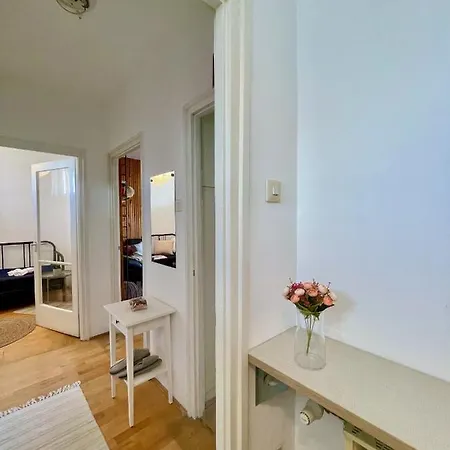 Nosztalgia Apartman شقة Veszprém
